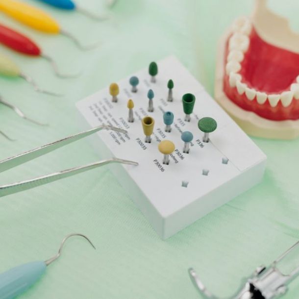 Diferencias entre odontología convencional y biológica