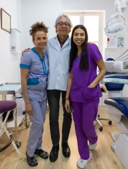 Clínica Dental en Madrid 7 Equipo de Salud Natural One